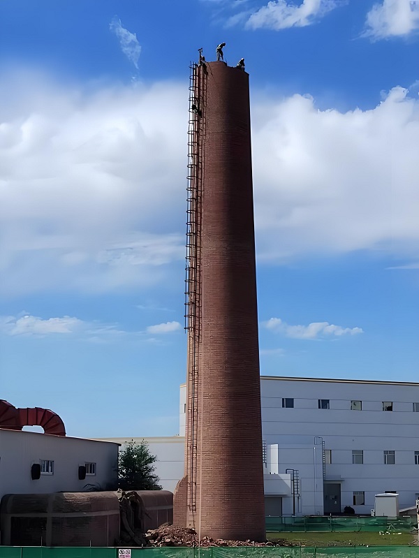 煙囪人工拆除：專項方案里的關(guān)鍵技術(shù)與步驟